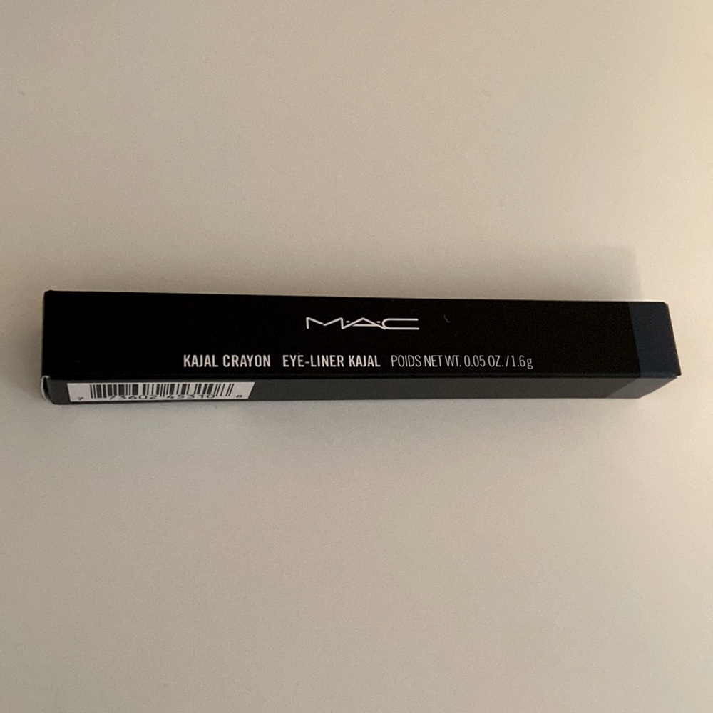 MAC Kajal Crayon (Eye-Liner Kajal)